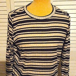 Azules Navy& White Top